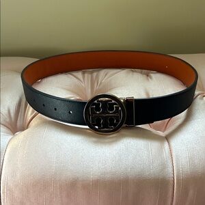 Women's Black Leather Belt with Round Logo Buckle